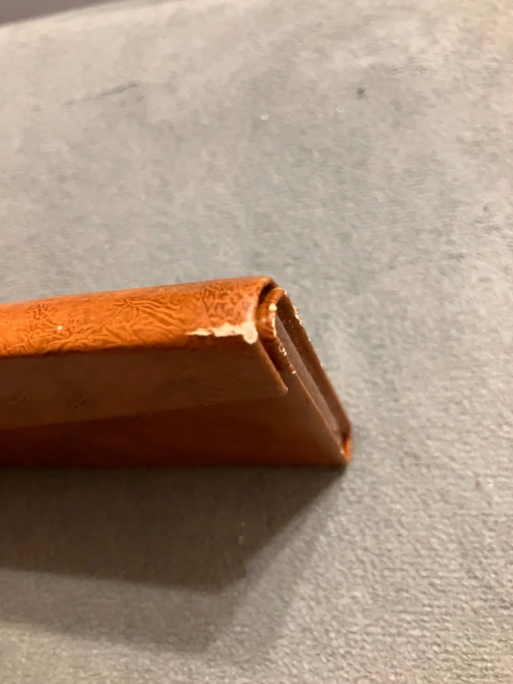 Tan Envelope Glasses Holder